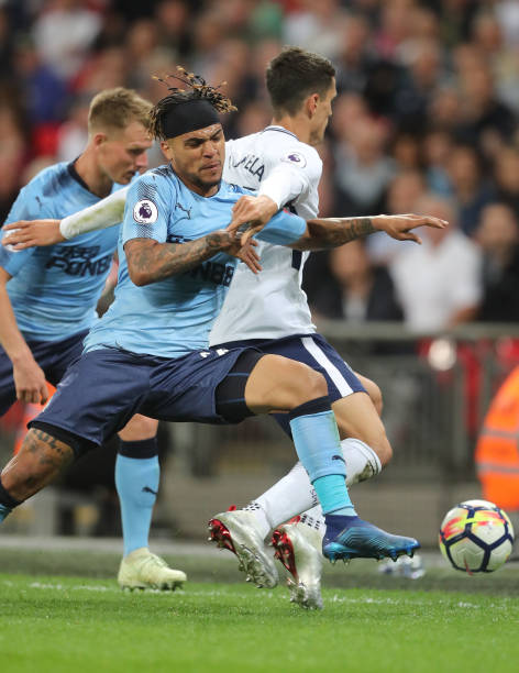 也展现了两 也展现了两