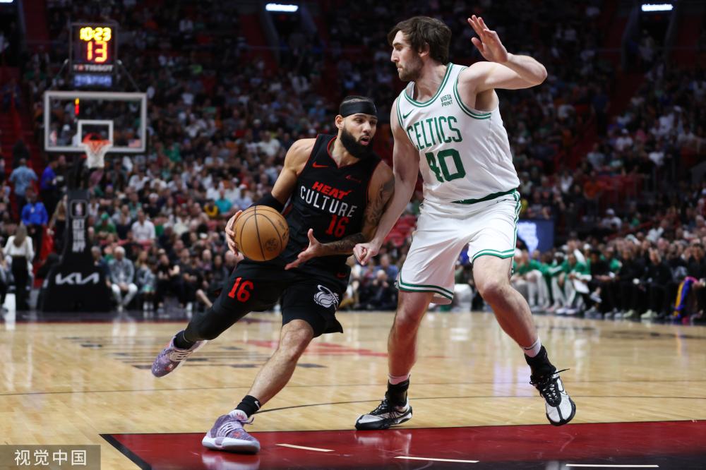 在激烈的联 在激烈的联