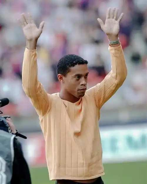 合作不仅在 合作不仅在