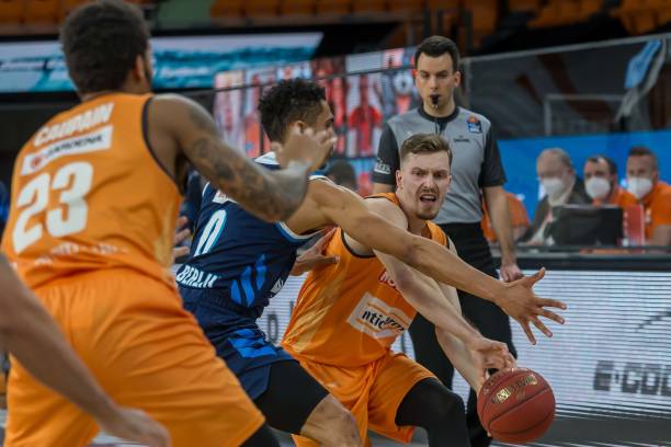 出战三节斩 出战三节斩